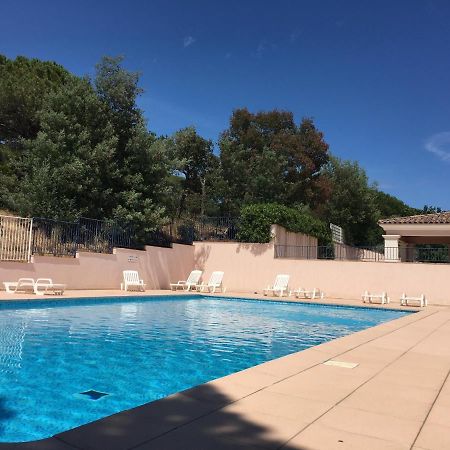 Sainte-Maxime - 3 Bedroom Apartment, Air Conditioned, Outdoor Terrace, Swimming Pool Екстериор снимка